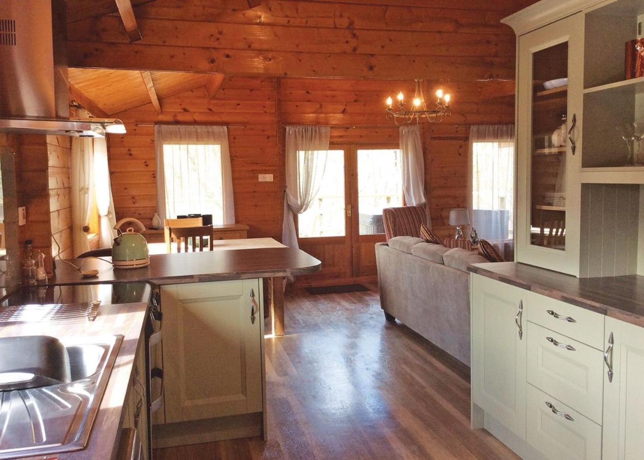 Mill Meadow Lodges Llanbister Exterior foto
